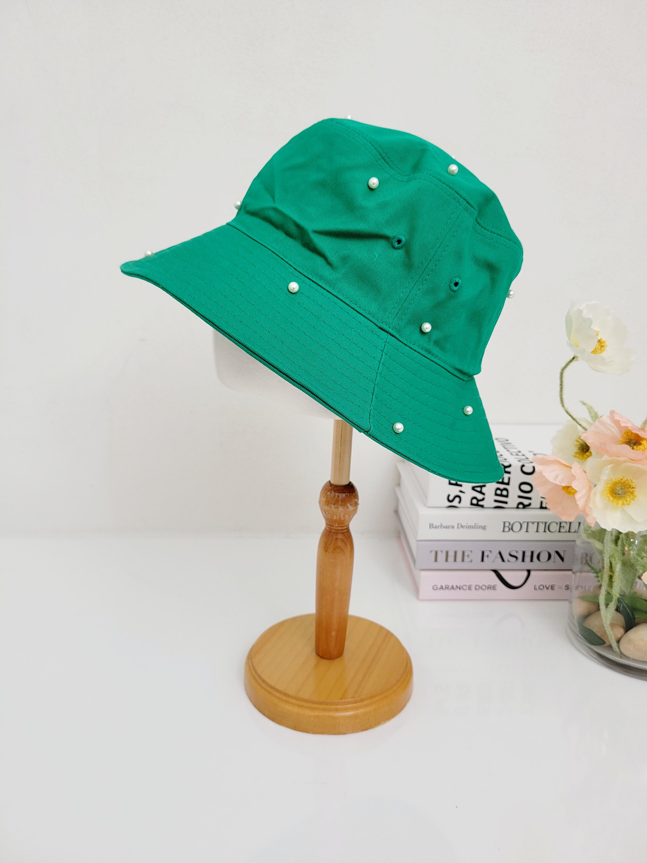Green cotton bucket hat-pearl, adorned with delicate pearl accents, a stylish sun hat.